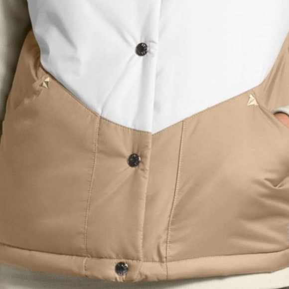 North Face Puffer Vest - Picture 7 of 13